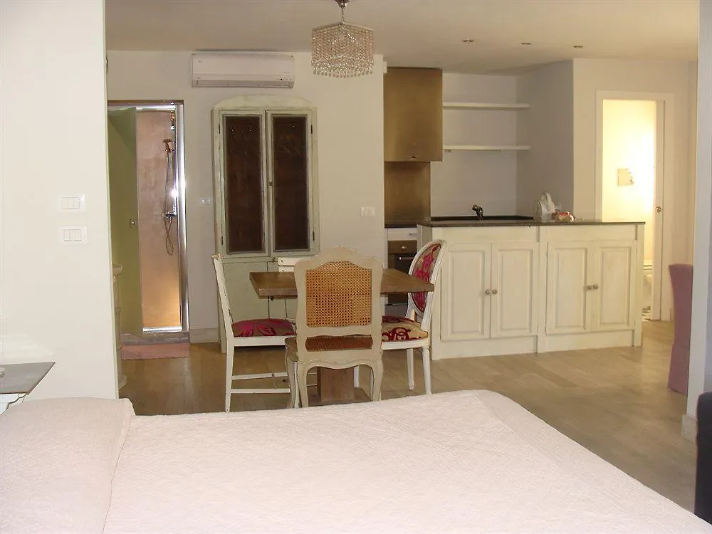 Bb 22 Charming Rooms & Apartments Palermo Gasthuis