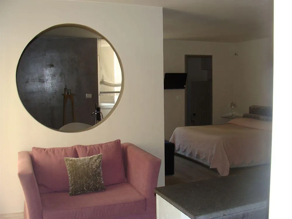 Bb 22 Charming Rooms & Apartments Παλέρμο Πανσιόν